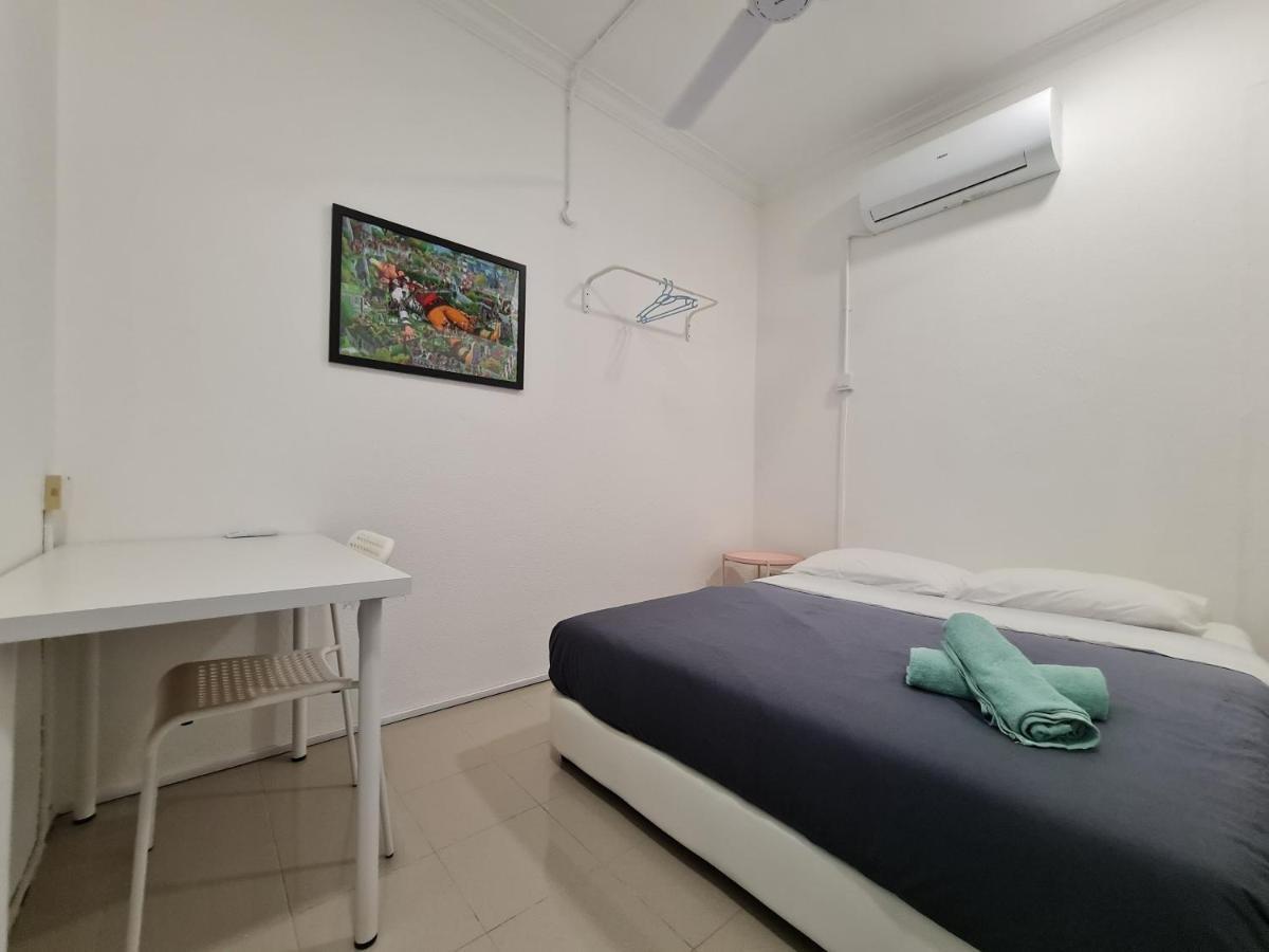 Room @ Lorong Kelawai Near To Gurney Paragon George Town Buitenkant foto